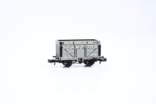 Graham Farish N Gauge 377-202 8 Plank Wagon w/ Coke Rail 'Stamford' No.101 - Boxed