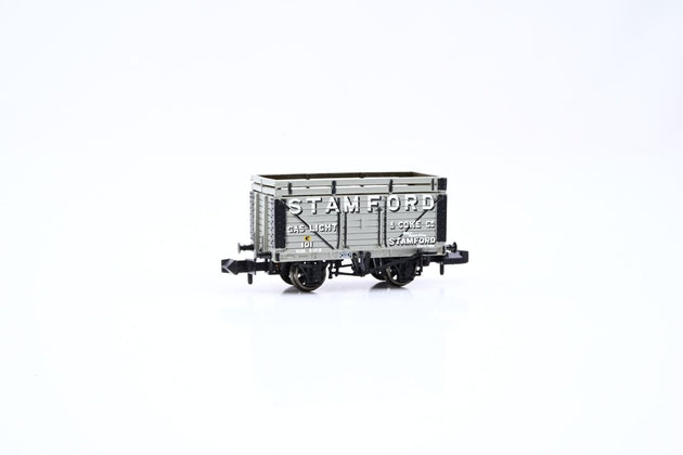 Graham Farish N Gauge 377-202 8 Plank Wagon w/ Coke Rail 'Stamford' No.101 - Boxed