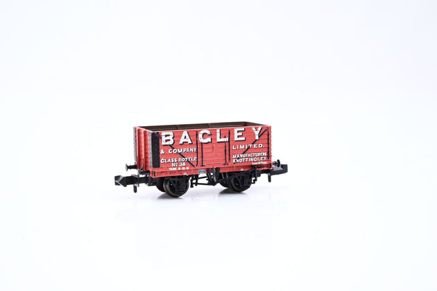 Graham Farish N Gauge 377-125 8 Plank End Door Wagon 'Bagley' No.38 - Boxed
