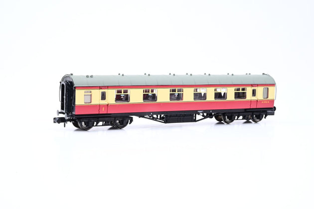 Graham Farish N Gauge 374-851 Stanier Vestibule Composite 1st/3rd BR Crimson/Cream No.M9752M - Boxed
