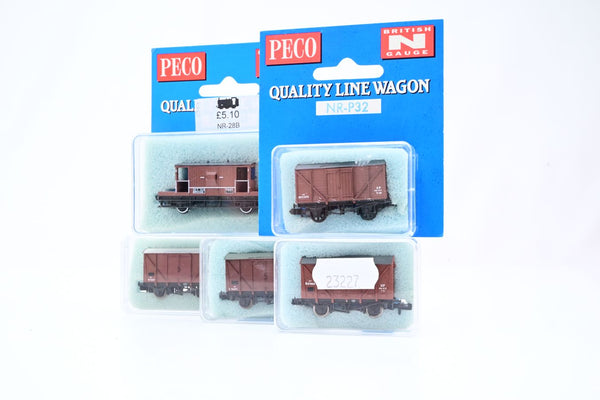 Peco N Gauge Rake of 4 BR Ventilated Vans & 20 Ton Brake Van - Boxed