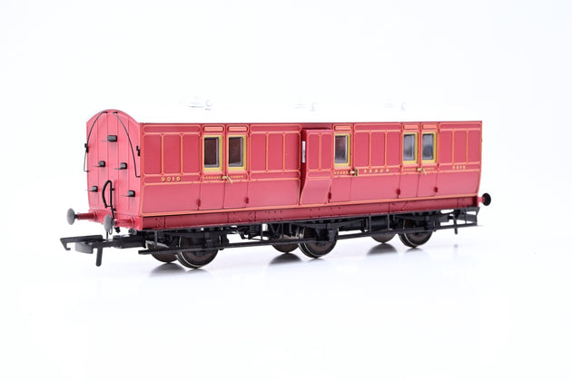 Hattons OO Gauge H4-6FB-401 6 Wheel Full Brake SECR Livery No.9016 - Boxed