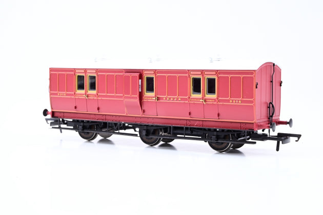Hattons OO Gauge H4-6FB-401 6 Wheel Full Brake SECR Livery No.9016 - Boxed