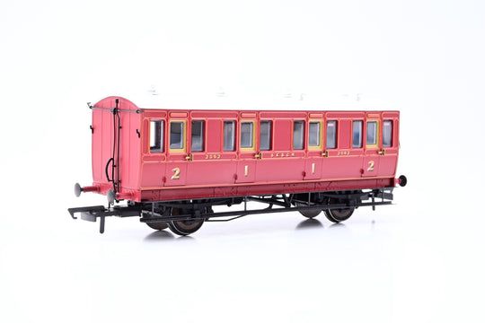 Hattons OO Gauge H4-4C12-401L 4 Wheel Composite (1st/2nd) SECR Livery (Working Lights) No.2062 - Boxed