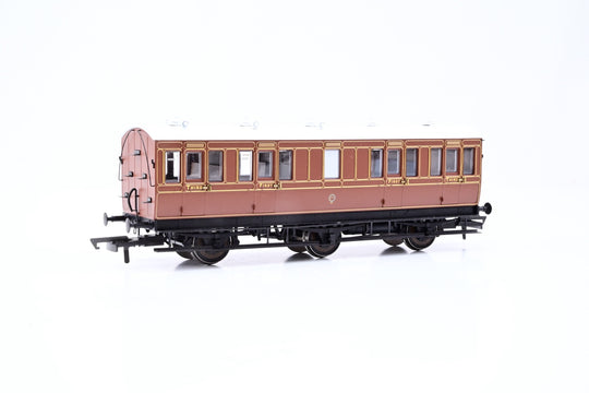 Hattons OO Gauge H4-6CL-1601 6 Wheel Composite Lavatory (1st/3rd) LBSCR Umber No.271 - Boxed