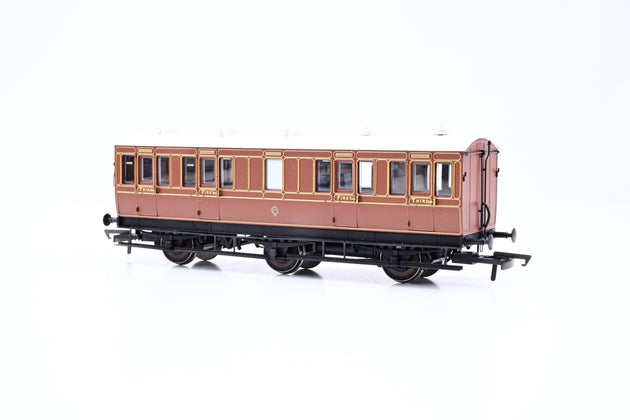 Hattons OO Gauge H4-6CL-1601 6 Wheel Composite Lavatory (1st/3rd) LBSCR Umber No.271 - Boxed