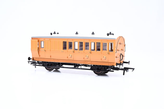 Hattons OO Gauge H4-4BT 1001A 4 Wheel Brake 3rd GER Chocolate Brown No.16 - Boxed