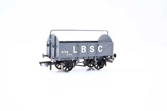 Kernow Model Rail Centre OO Gauge SB009W LBSC 5 Plank Open Wagon LBSC Grey No.6139 - Boxed