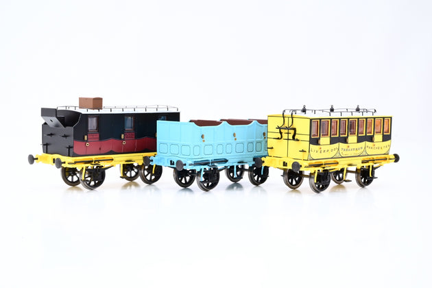 Hornby OO Gauge R3956 L&MR Stephenson's Rocket Mail Coach Train Pack - Boxed