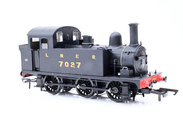 Accucrascale OO Gauge ACC2431 Hill J68 Class 90609T LNER Plain Black No.7027 - Boxed