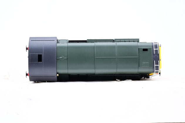 Dapol O Gauge 7D-008-009 BR Class 08 Green Late Crest w/ Wasp Stripes No.D3002 - Boxed