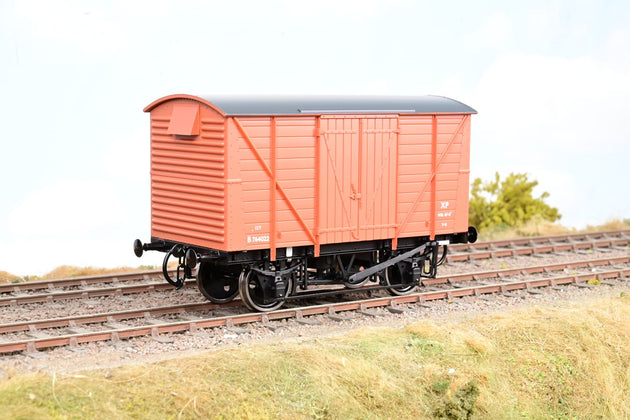Dapol O Gauge BR Bauxite 12T Ventilated Goods Van w/ Planked Sides No.B763560 - Renumbered, Boxed