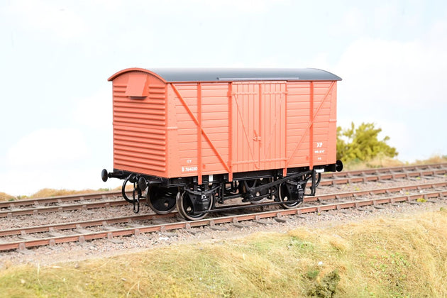 Dapol O Gauge BR Bauxite 12T Ventilated Goods Van w/ Planked Sides No.B763560 - Renumbered, Boxed