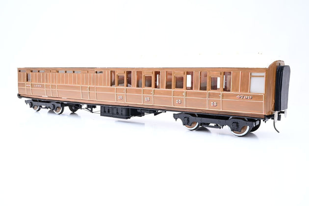 Kit Built O Gauge Rake of 4 LNER Teak Gresley Coaches - Unboxed