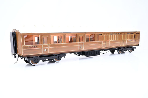 Kit Built O Gauge Rake of 4 LNER Teak Gresley Coaches - Unboxed
