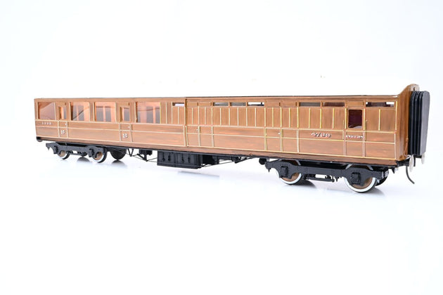 Kit Built O Gauge Rake of 4 LNER Teak Gresley Coaches - Unboxed