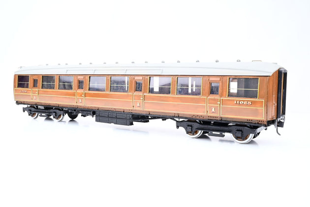 Kit Built O Gauge Rake of 4 LNER Teak Gresley Coaches - Unboxed