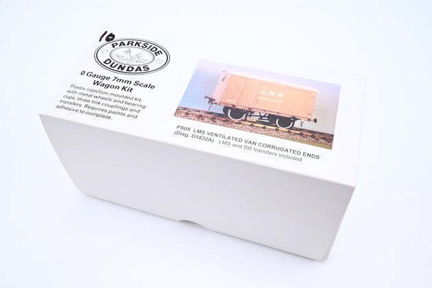 Parkside Dundas O Gauge PS09 LMS Ventilated Van w/ Corrugated Ends Diag.D182A Unbuilt Kit - Boxed
