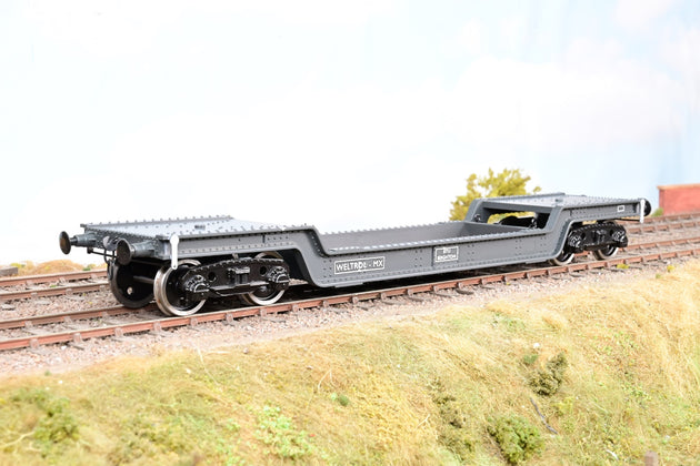 Darstaed O Gauge BR Grey Weltrol MX Bogie Well Wagon - Boxed