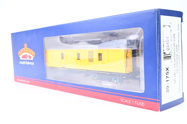 Bachmann OO Gauge 39-175X BR Mk1 Generator Van Network Rail No.6264 - Boxed