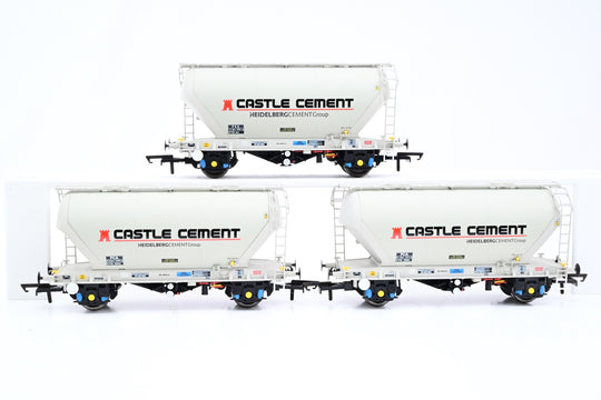 Accurascale OO Gauge ACC2037CS-R Pack of 3 VTG Castle Cement PCA Cement Wagons No.10617, 10611 & 10604 - Boxed