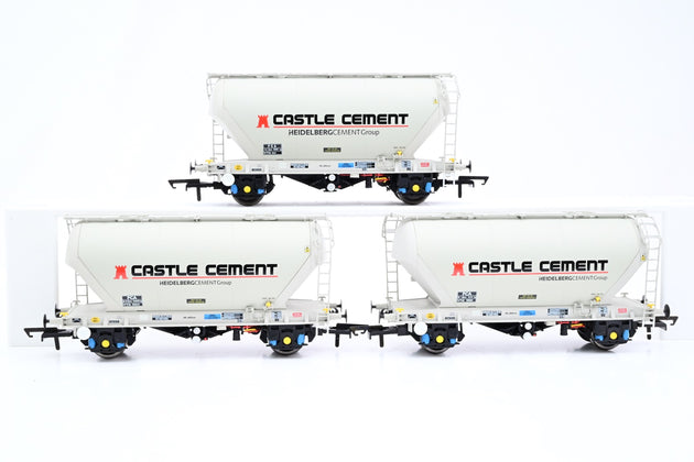 Accurascale OO Gauge ACC2037CS-R Pack of 3 VTG Castle Cement PCA Cement Wagons No.10617, 10611 & 10604 - Boxed