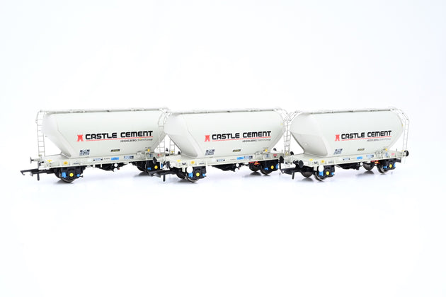 Accurascale OO Gauge ACC2039CS-R Pack of 3 VTG Castle Cement PCA Cement Wagons No.10636, 10630 & 10629 - Boxed