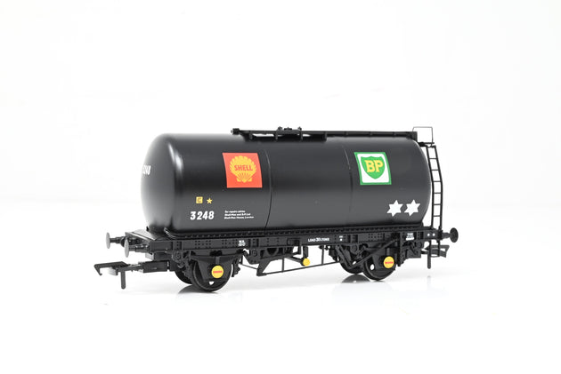 Bachmann OO Gauge 37-582D Shell BP Black 45T TTA Tank Wagon No.3248 - Boxed