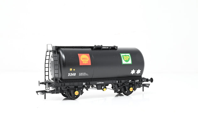 Bachmann OO Gauge 37-582D Shell BP Black 45T TTA Tank Wagon No.3248 - Boxed