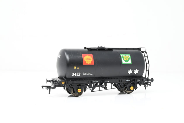 Bachmann OO Gauge 37-582D Shell BP Black 45T TTA Tank Wagon No.3248 - Boxed