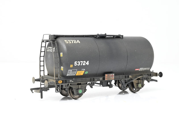 Bachmann OO Gauge 37-581 Unbranded Black 45T TTA Tank Wagon No.53724 - Weathered, Boxed
