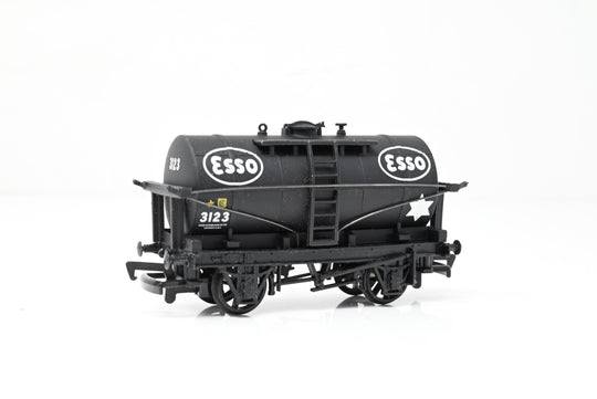 Bachmann OO Gauge 33-501 Esso Black 14T Tank Wagon No.3123 - Boxed