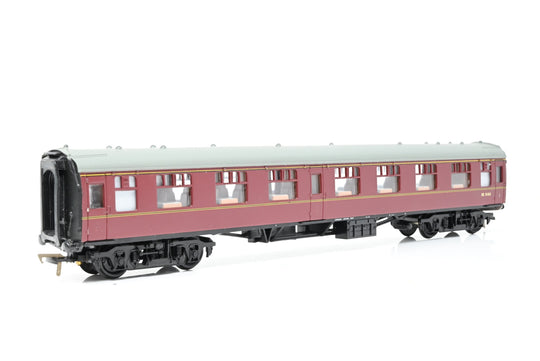 Replica Railways OO Gauge 12136 BR Mk1 FO BR Maroon No.SC3102 - Boxed