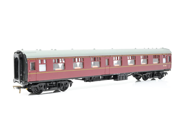 Replica Railways OO Gauge 12136 BR Mk1 FO BR Maroon No.SC3102 - Boxed