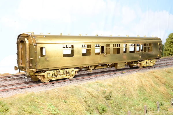 Sancheng O Gauge Unpainted Brass Mk1 Composite Corridor Coach - Aftermarket Box