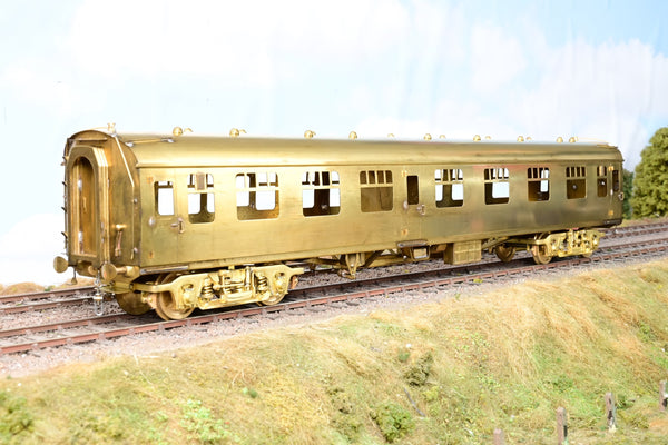Sancheng O Gauge Unpainted Brass Mk1 Composite Corridor Coach - Aftermarket Box