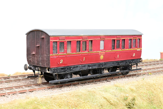 Kit Built O Gauge LMS Crimson ex-MR 6-Wheel Composite Passenger Coach No.15342 - Unboxed