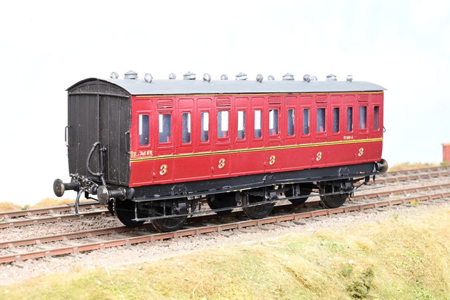 Kit Built O Gauge LMS Crimson ex-MR 6-Wheel All Third Passenger Coach No.21854 - Unboxed