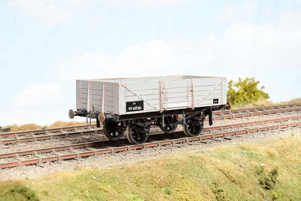 Kit Built O Gauge BR Grey 12T 5-Plank Side Door Open Wagon No.W113730 - Weathered, Boxed
