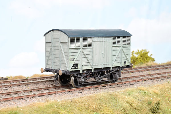 Kit Built O Gauge BR Grey 12T Ventilated Fruit Van No.B875287 - Boxed