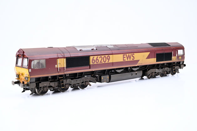 Bachmann OO Gauge 32-735 Class 66 Diesel EWS No.66209 - DCC Fitted, Factory Weathered, Boxed