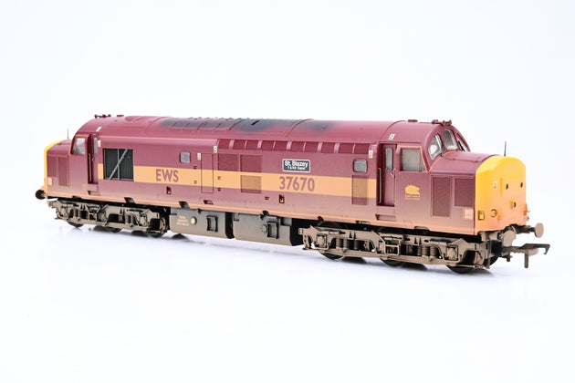 Bachmann OO Gauge 32-381Z Class 37/5 Diesel EWS No.37670 'St. Blazey T&RS Depot' - Factory Weathered, Boxed