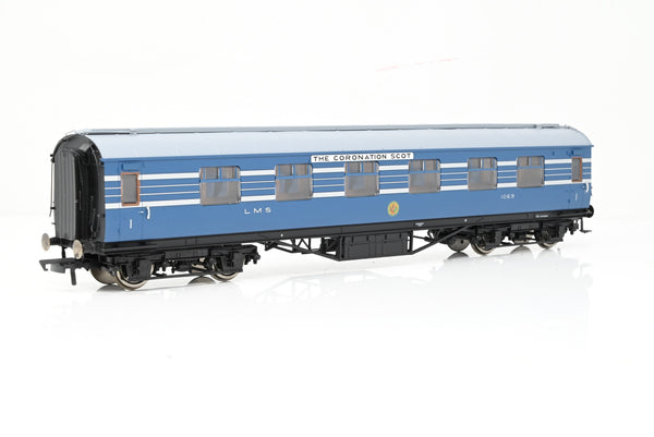 Hornby OO Gauge R4962 LMS Stanier Coronation Scot 57" FK Coach (w/ Lights) No.1069 - Boxed