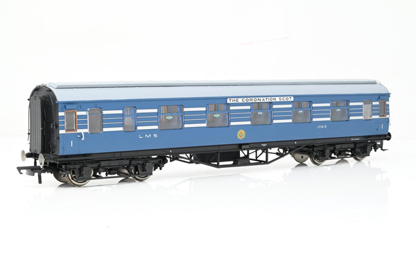 Hornby OO Gauge R4962 LMS Stanier Coronation Scot 57" FK Coach (w/ Lights) No.1069 - Boxed