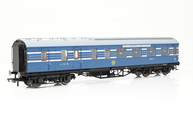 Hornby OO Gauge R4960 LMS Stanier Coronation Scot 57" BTK Coach (w/ Lights) No.5812 - Boxed
