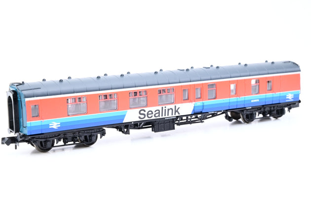 Graham Farish N Gauge 374-196 BR Mk1 BSK Brake Second Corridor 'Sealink' No.SC35070 - Boxed