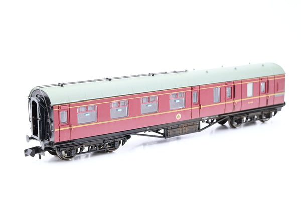 Graham Farish N Gauge 374-825 Stanier Brake 3rd LMS Crimson Lake No.5789 - Boxed