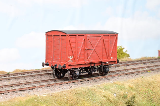 Kit Built O Gauge LMS Box Van LMS Brown No.47961 - Unboxed