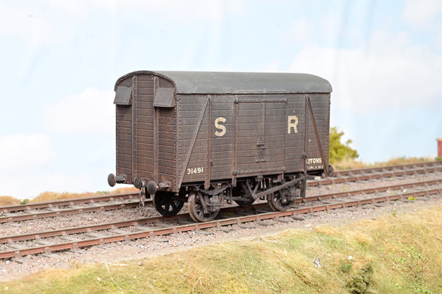 Kit Built O Gauge SR Vent 12T Van SR Brown No.31491 - Unboxed