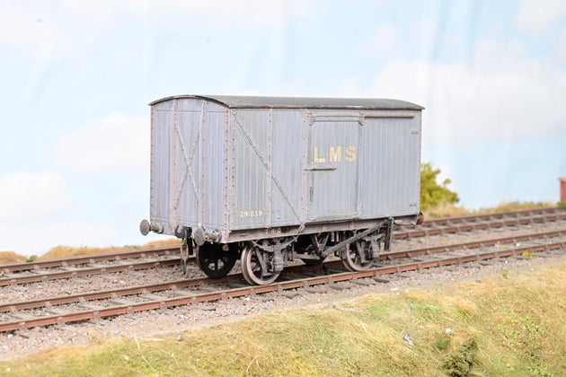 Kit Built O Gauge LMS Vent Van LMS Grey No.291859 - Unboxed